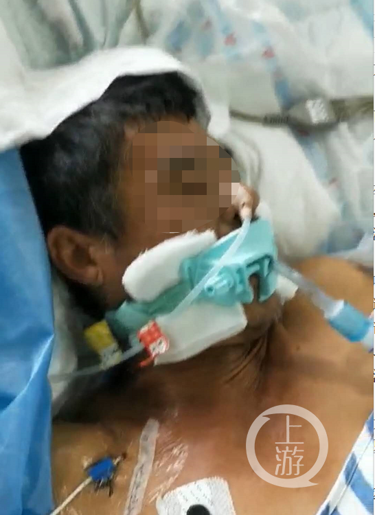 10月10日，许高双仍躺在ICU病房内，昏迷不醒。图片来源/当事人供图